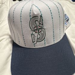 KTH (KILL THE HYPE) SNAPBACK