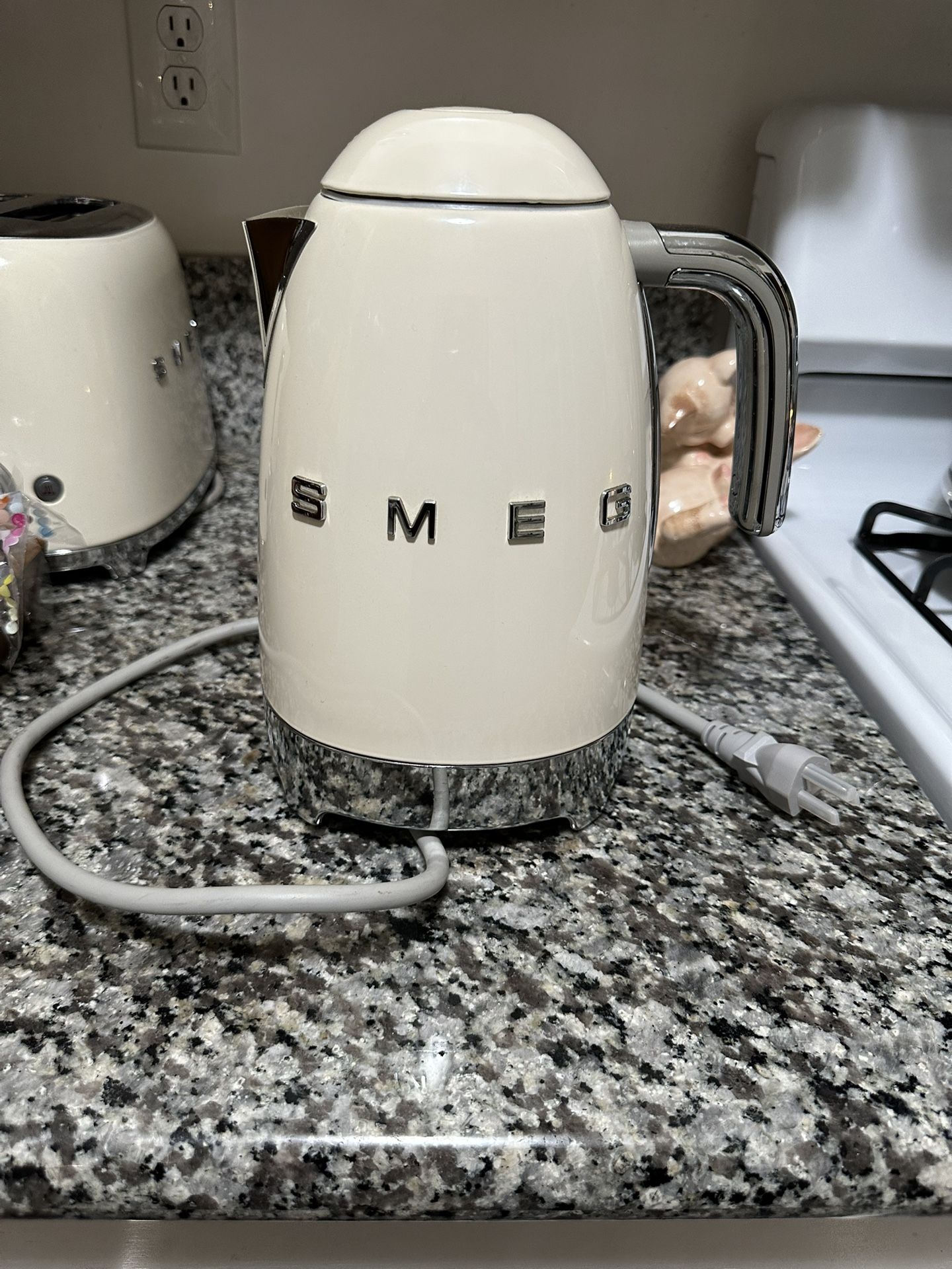 Smeg Electric Kettle