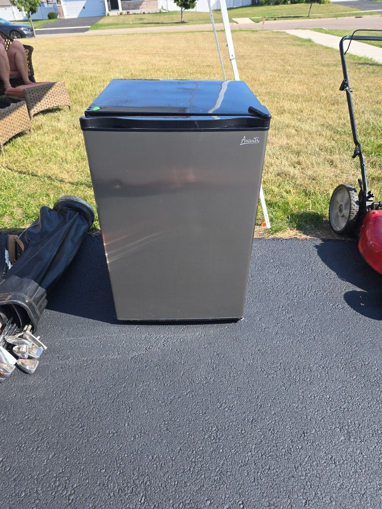 Mini Fridge
