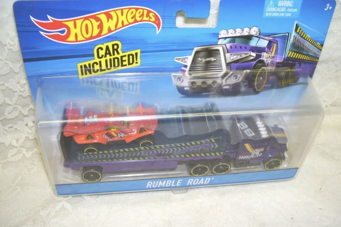 (2) 2015 HOT WHEELS BRAND NEW RUMBLE ROAD TREASURE HUNT $AVE