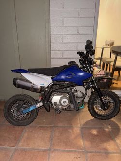 Pit bike