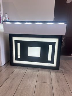 Manicure Station Table