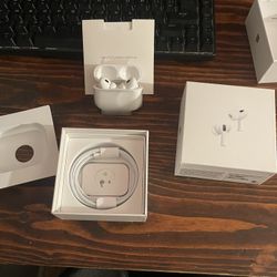 $5 Airpod Pro’s (Read description)