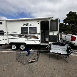 2010 Eclipse Milan Camper 