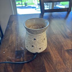 Scentsy Angora Full Size Wax Warmer Spirals Tan Creme RETIRED, NO BOX
