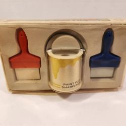 RARE VINTAGE GOLDEN HORSE SHARPENER AND ERASERS TAIWAN ORIGINAL PACKAGING