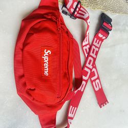 supreme red fanny pack/waist bag