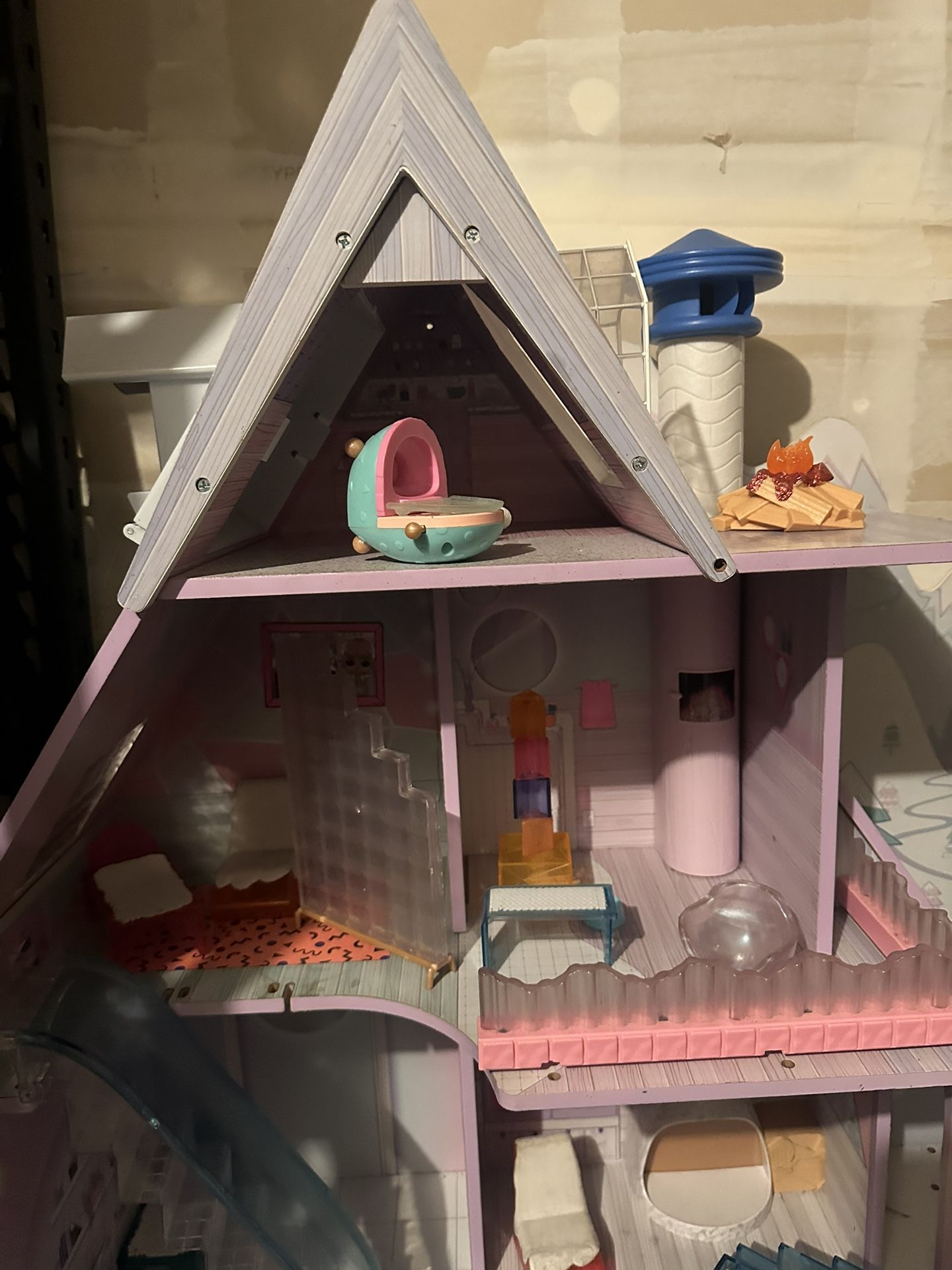lol Doll House