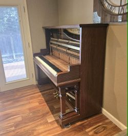 Fischer Piano