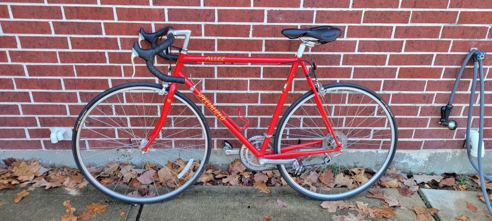 Specialized Allez road bike vintage 90s model bicycle