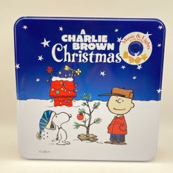 VTG A CHARLIE BROWN CHRISTMAS COOKIE TIN W/ A BUTTON FOR THEME MUSIC AND LIGHTS - SO NOSTALGIC! 