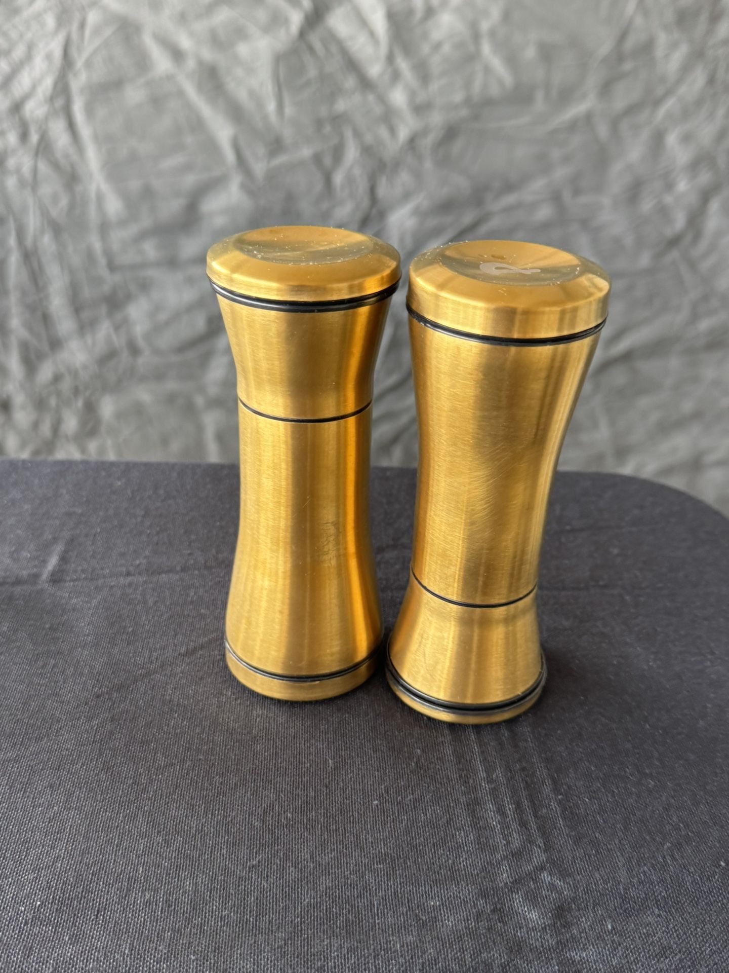 Gold Serving Utensils, Trays & Barware