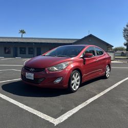 2012 Hyundai Elantra 