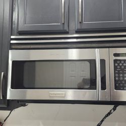 FRIGIDAIRE MICROWAVE