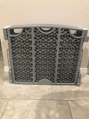 Playpen / Play Yard / Pet Fence