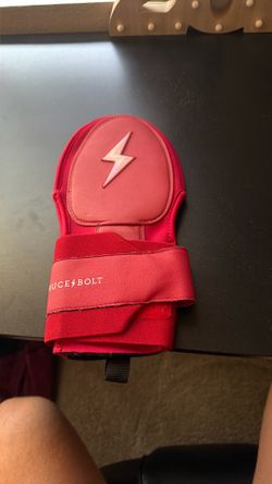 Red Bruce Bolt sliding Mitt