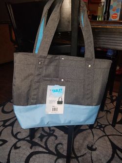 Tote bag with tablet compartment