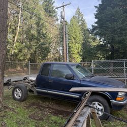 Chev S10 4#4 No Transmission 