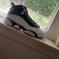 Air Jordan’s 6 Rings Barely Used Only Used Once Size 6 Y