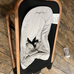 Baby Bundle: Infant Bouncer, baby Bath, Play Mat And Jumper 
