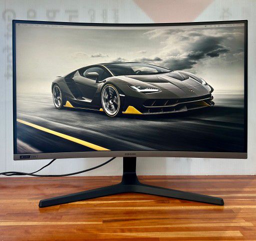SAMSUNG 27-inch 240Hz Curved Gaming Monitor (LC27RG50FQNXZA) G-Sync Compatible