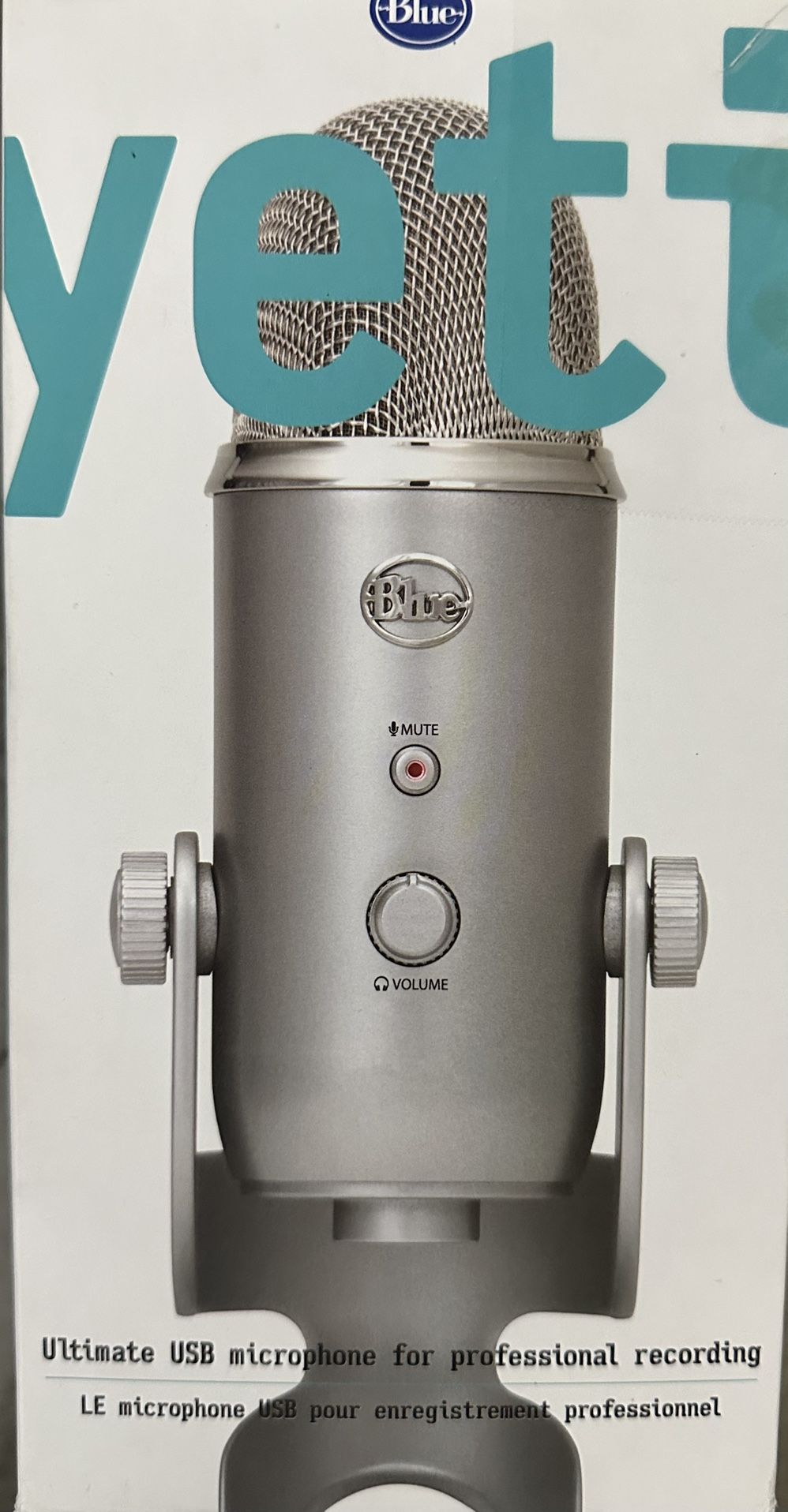 Like NEW!! Silver Professional Microphone In Original Box