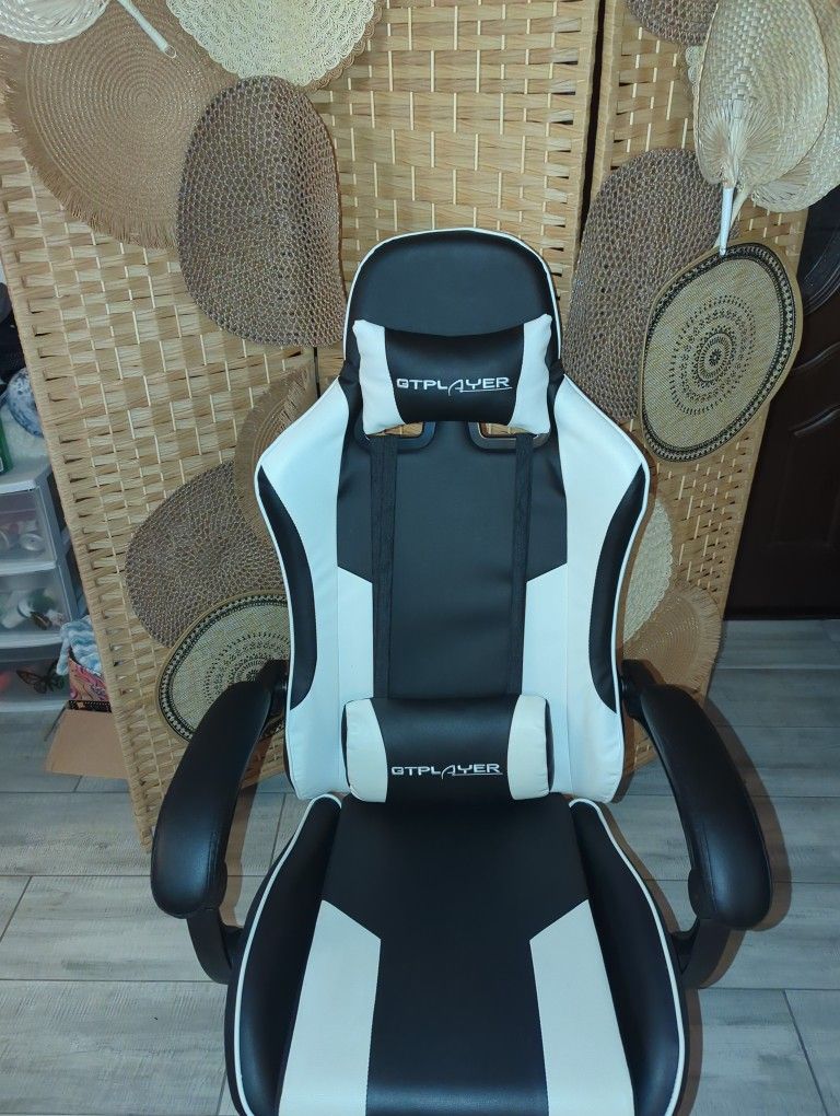 GTPlayer Gaming Chair