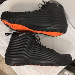Nike ACG Lunardome 1 Sneakerboot Size 15. Waterproof