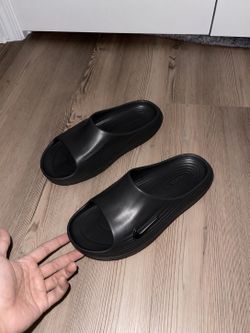 Nike ReactX Rejuven8 Slides