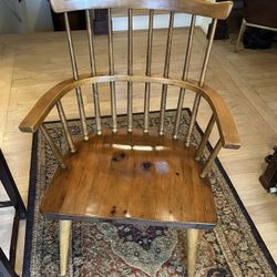 HEYWOOD WAKEFIELD Colonial Style Spindle Back Chair