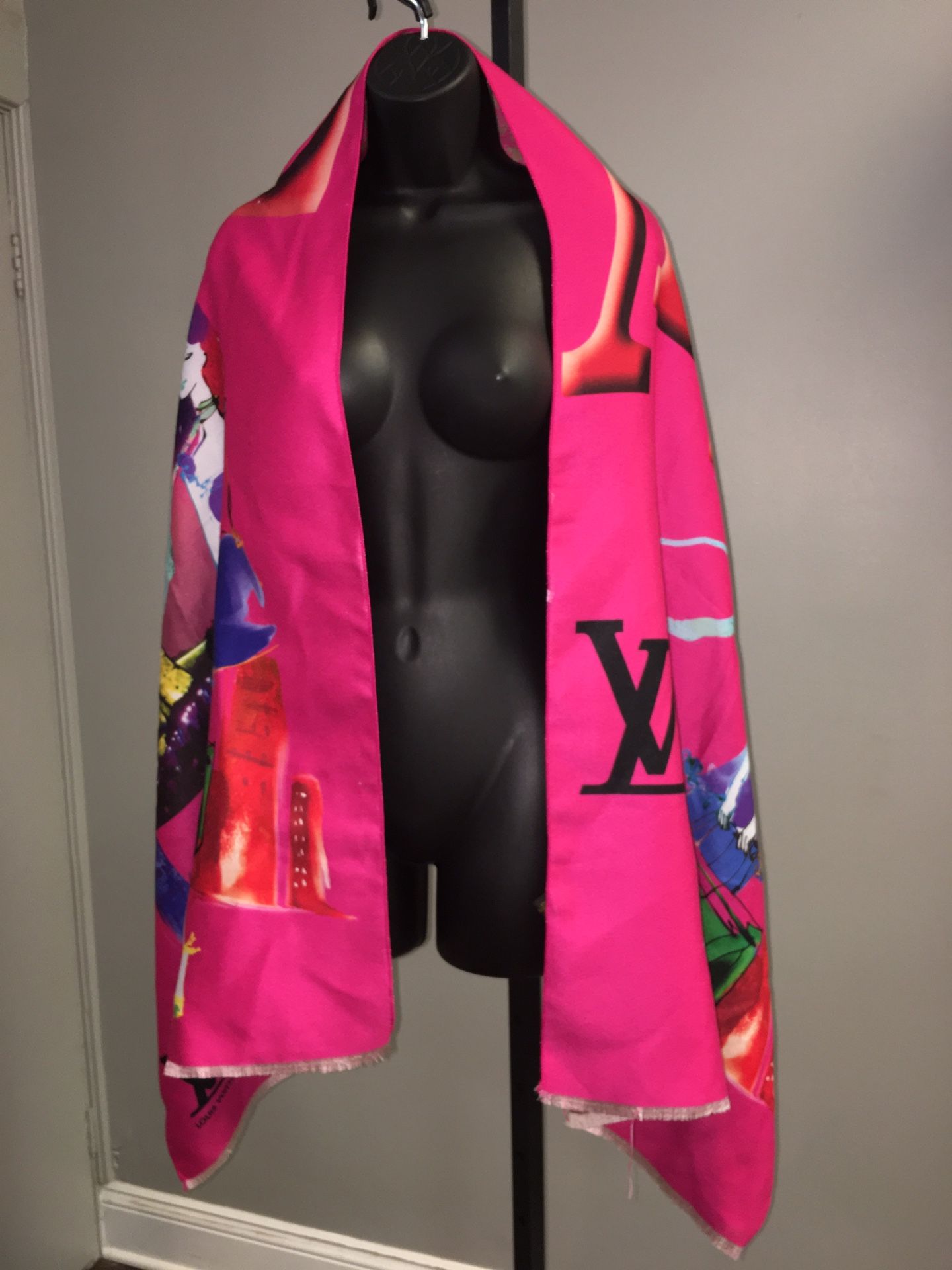 Louis Vuitton cashmere reversible shawl scarf