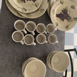 Plates, Bowls and Cups 