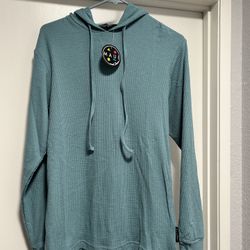 Brand New Maui and Sons Waffle Hoodie. Size Small