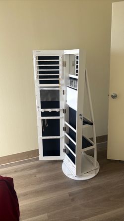 SONGMICS Rotating Jewelry Armoire with Mirror