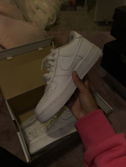 Low Top Air Forces 1s