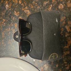 Ray bans under Glasses ! 