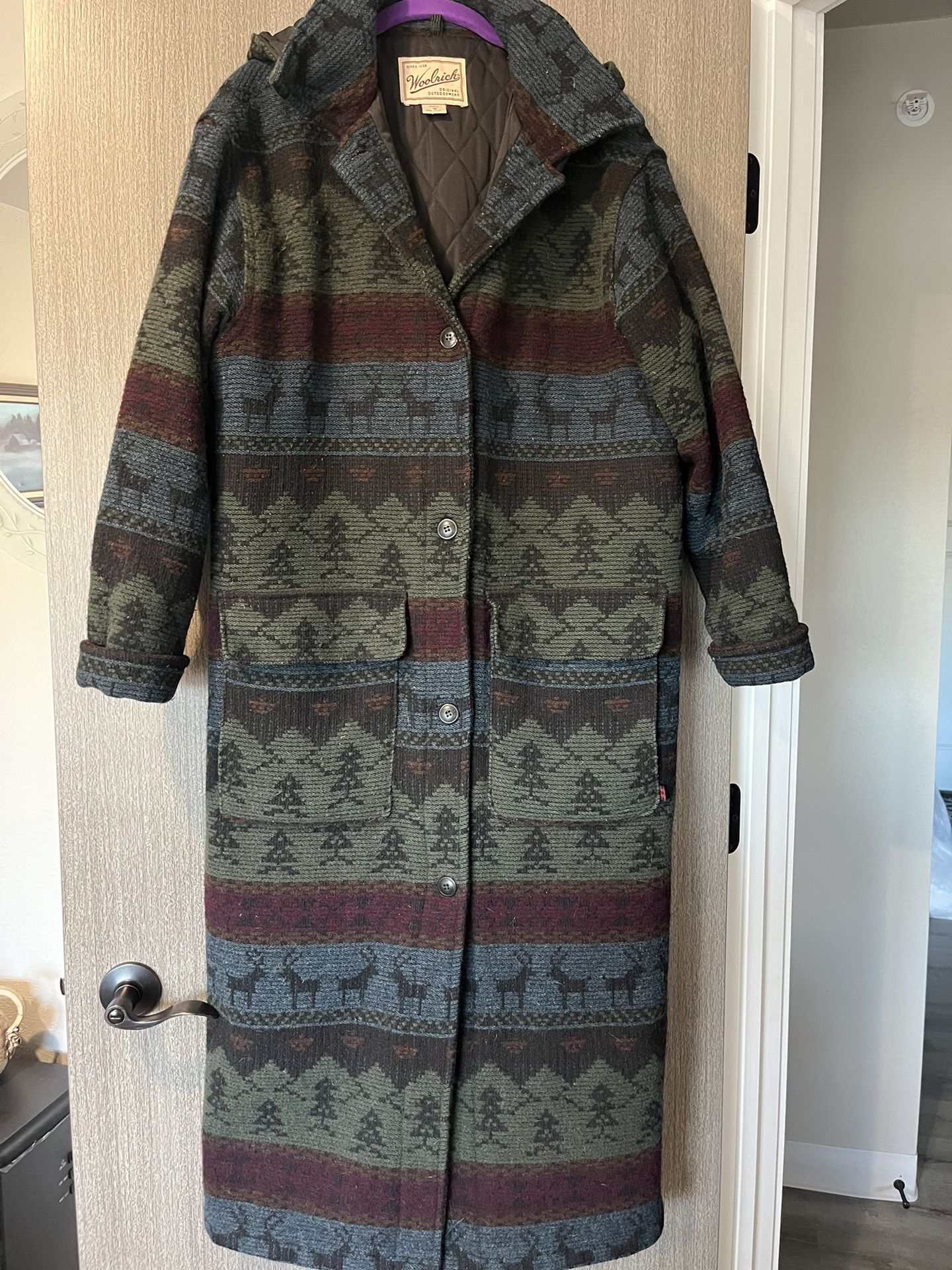 Vintage Woolrich Wool Blend Maxi Women’s Forest Theme Coat
