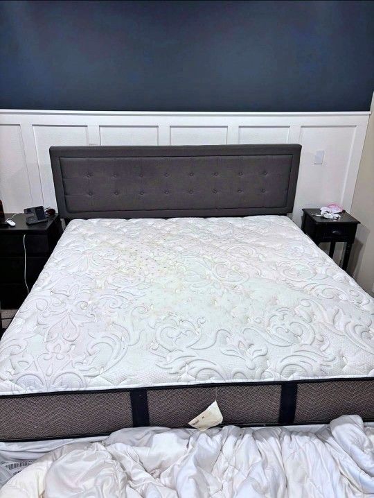 Very Nice King Northwest Bedding Mattress, Boxsprings and Metal Bed Frame 