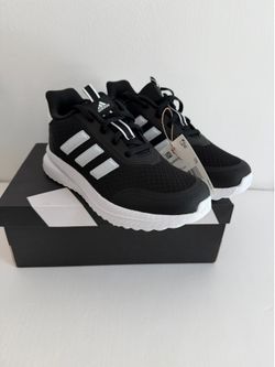 New Adidas running shoes size 4 youth. Cloudfoam running shoes athletic unisex sneakers #adidas #sneakers #running #athletic