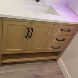 Bathroom Vanity 42”