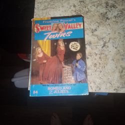 Sweet Valley Twins Romeo And 2 Juliets