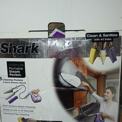 Shark Steamer 