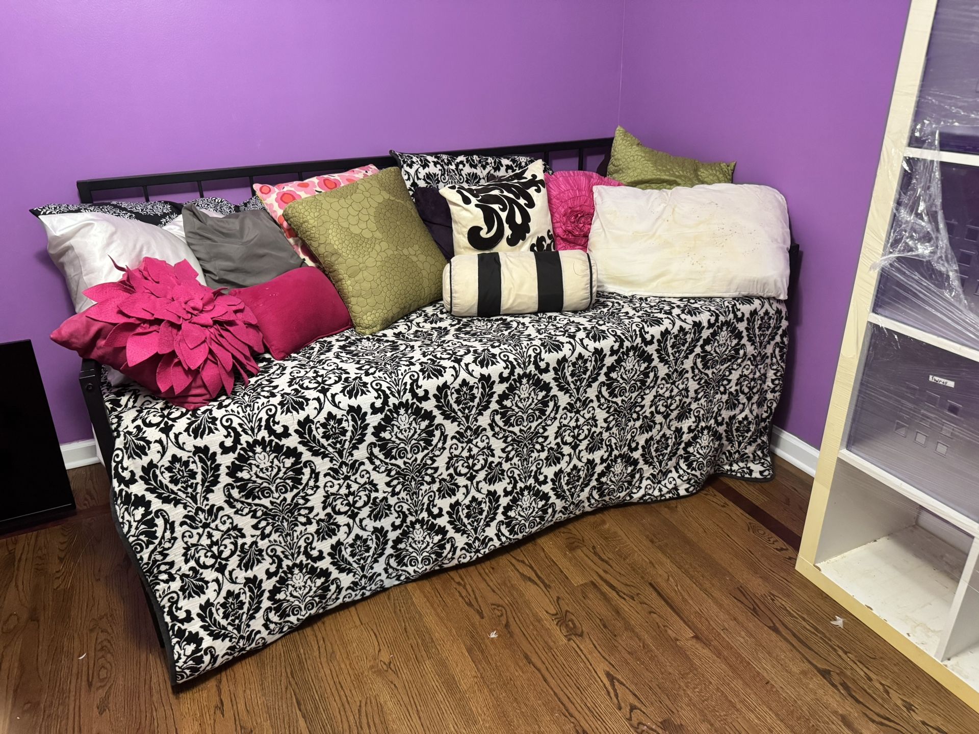 Metal Trundle Daybed - Twin x2