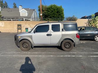 2004 Honda Element