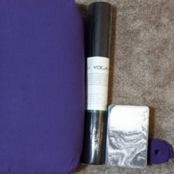 Yoga Set (4 Pieces)
