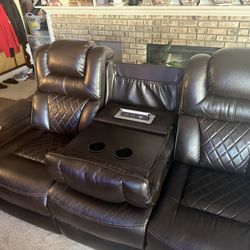 LEATHER COUCH