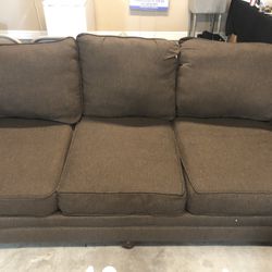 Sofa Set In Good Condition 