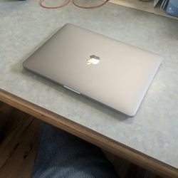 Apple MacBook Pro 2021 M1 Model A2338