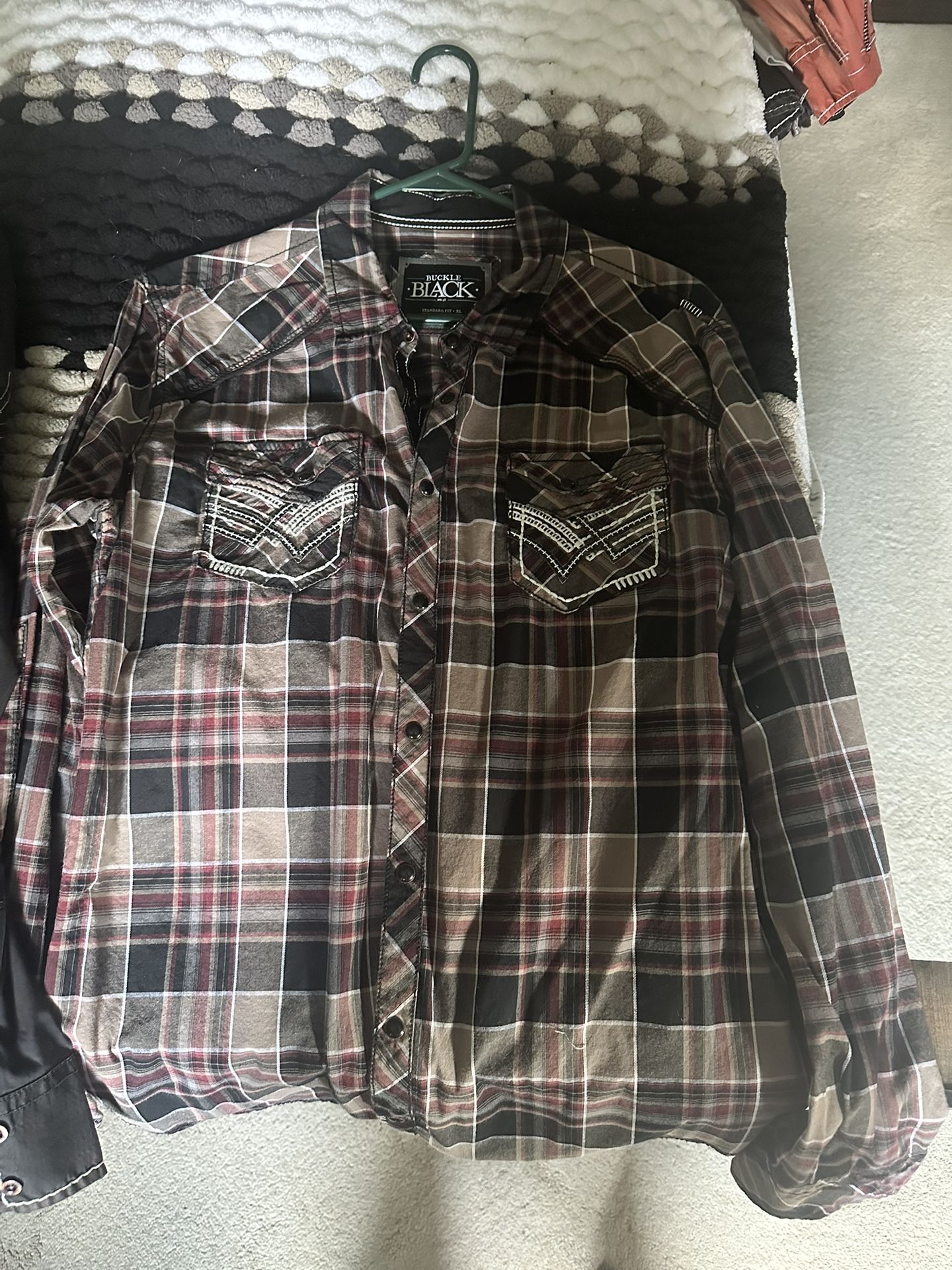 “THE BUCKLE” Brand Men’s Button Up Shirts 