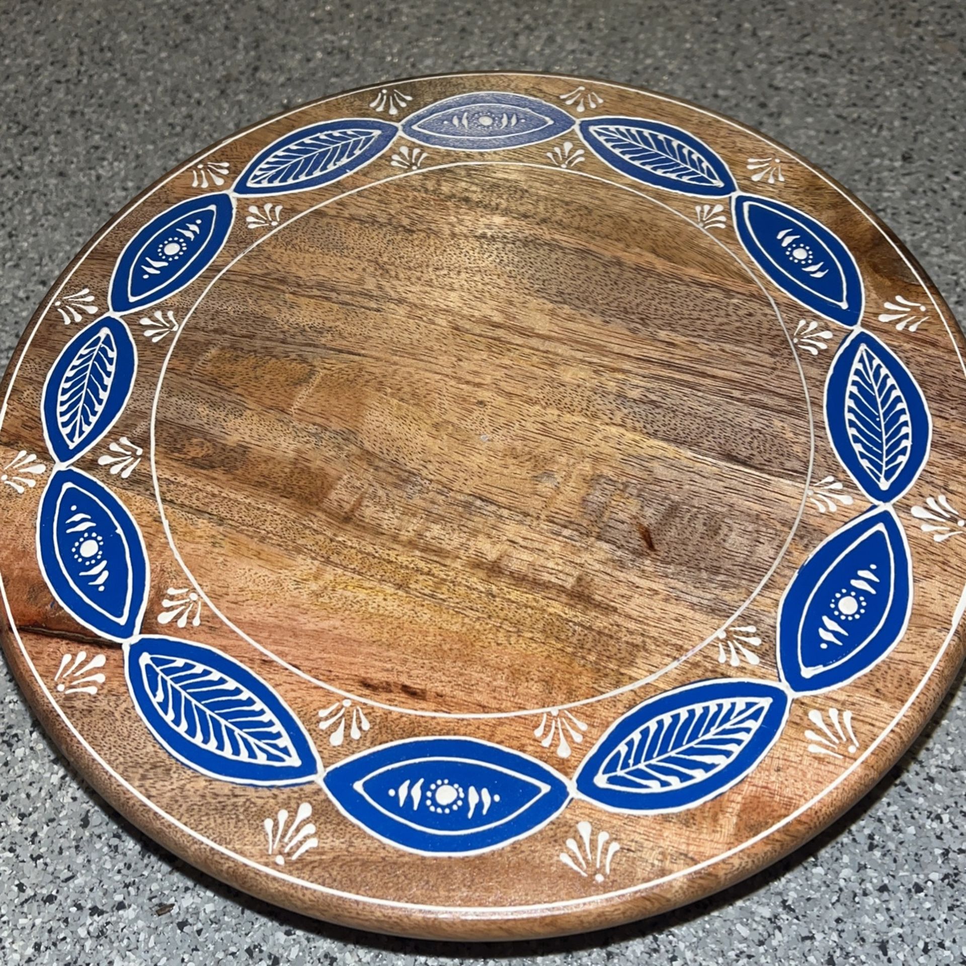 Wooden Cake Pedestal